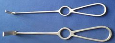 Retractors